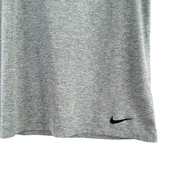 Nike Dry Fit Short Sleeve T-Shirt Workout Top in Green, Size Small - Picture 5 of 8